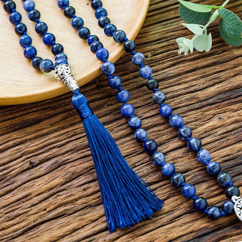 NECKLACE | BLUE BROOM