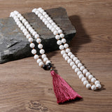 NECKLACE | WHITE BORDEAUX BROOM